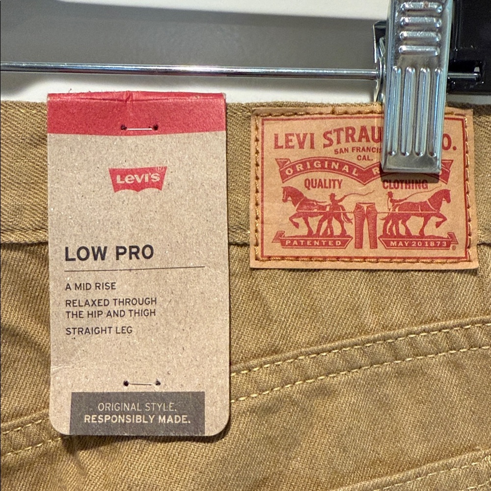 Women’s Low Pro Mid Rise Levi’s - Picture 5 of 7